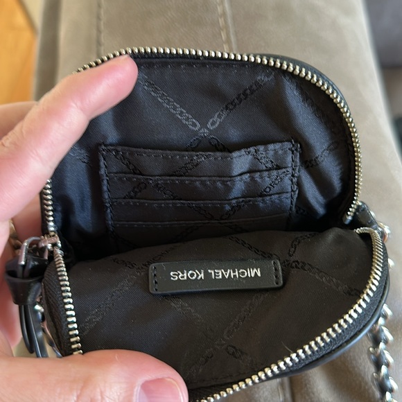 Michael Kors Crossbody - Picture 7 of 7